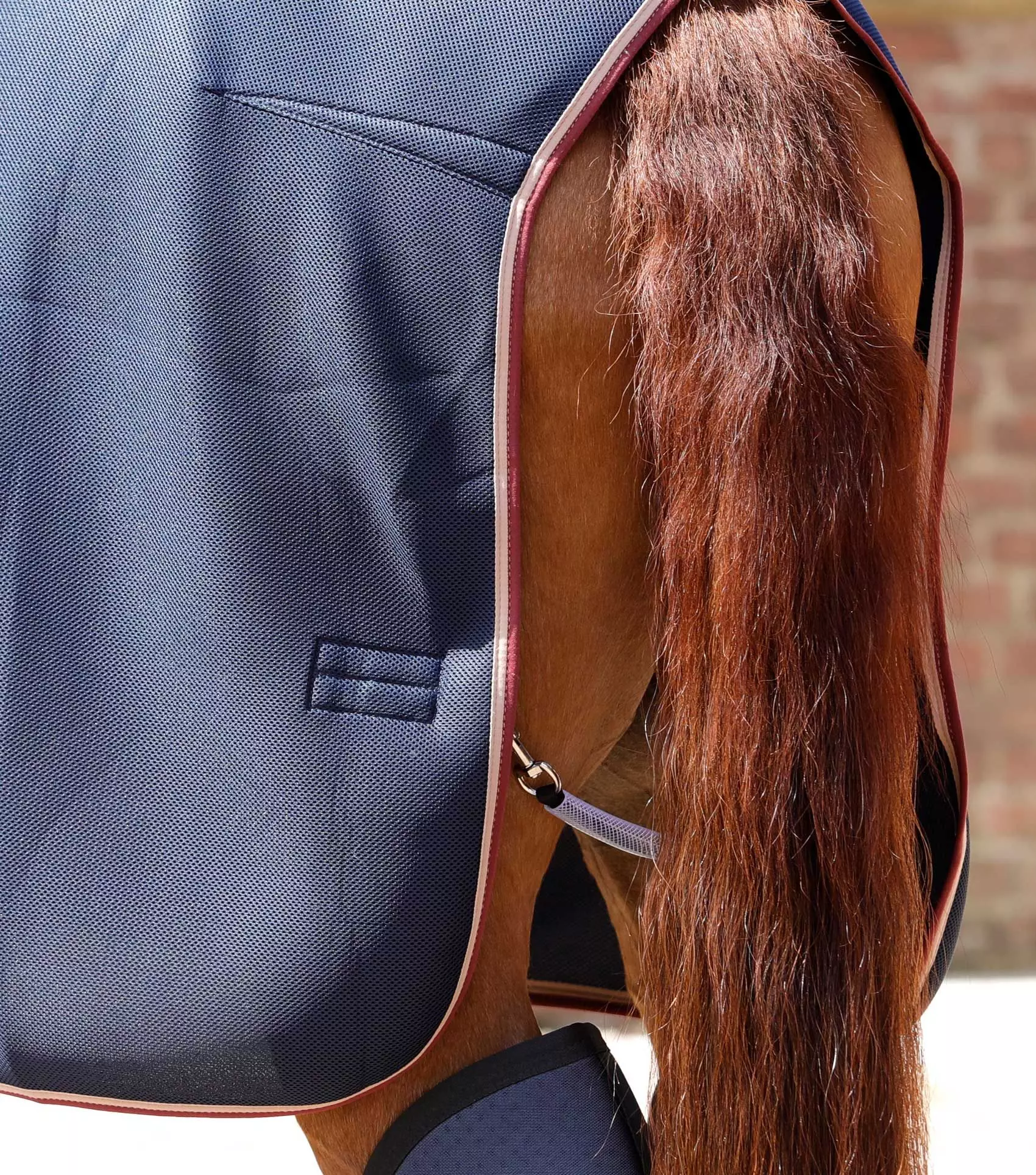 Premier Equine Airflow Cooler Rug 4 Premier Equine Airflow Cooler Rug - Image 4