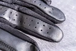 Hirzl Grippp Elite Riding Gloves 34 Hirzl Grippp Elite Riding Gloves -Online Equestrian Supplies hirzl gripp elite black detail 2 1 6 jpg